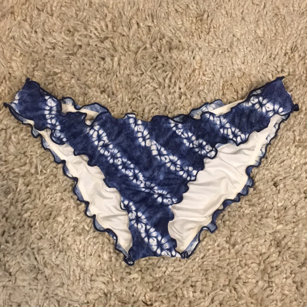 Victoria Secret Swim Ruffle Cheeky Bottoms
